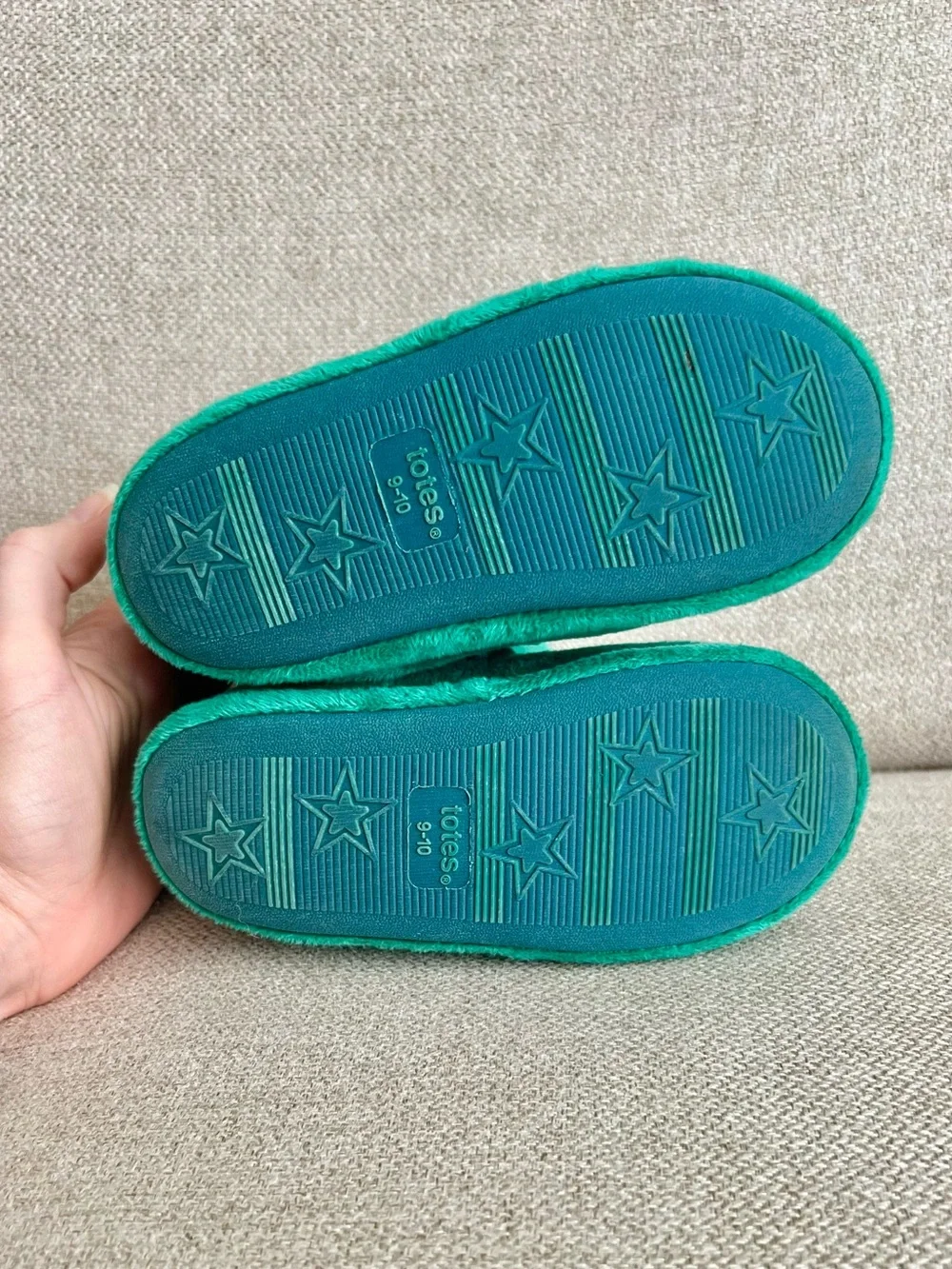 Totes Size 9-10 Toddler Green Dinosaur Plush Bootie Slippers GUC